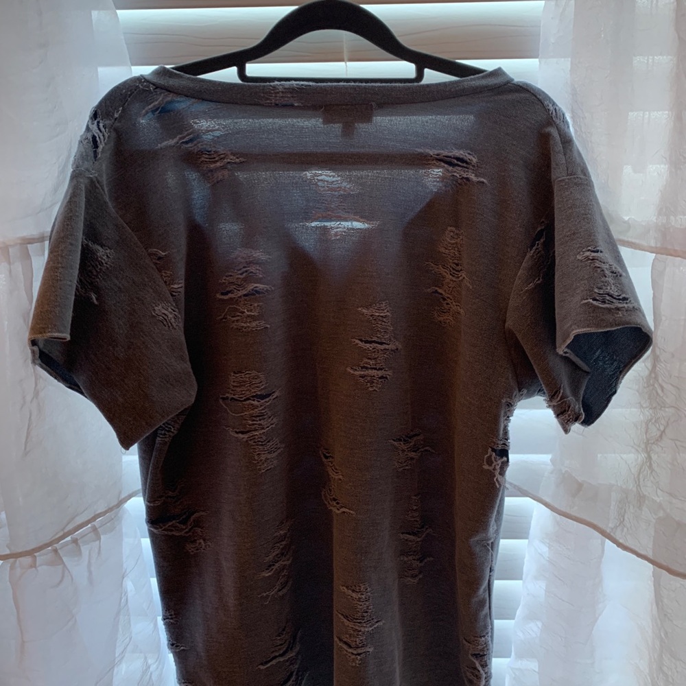 Distressed Top - Picture 2 of 3